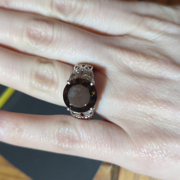 Stunning huge sterling and smoky quartz ring - Picture 4 of 4